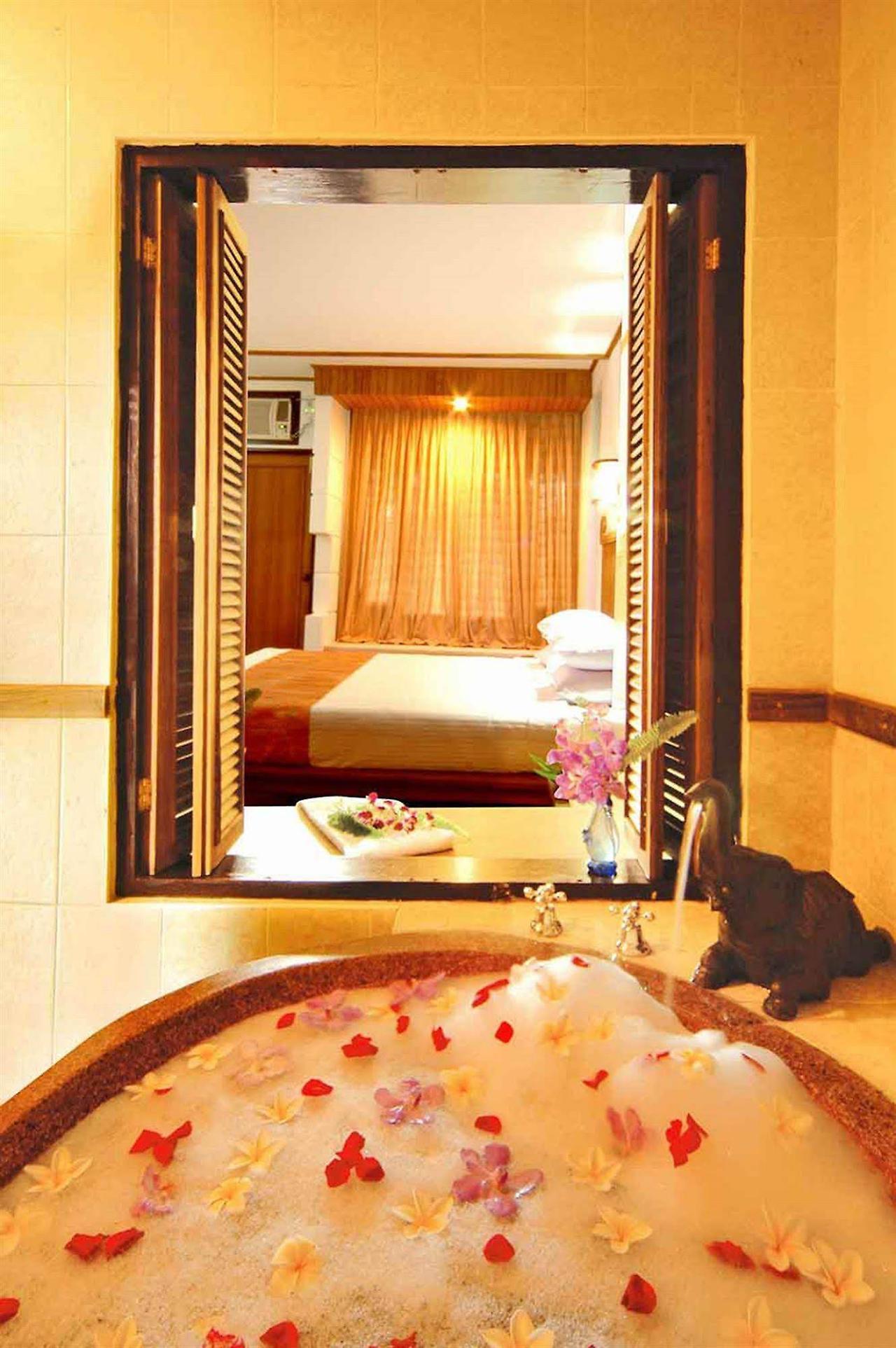 Hotel Amazing Nyaung Shwe Bagian luar foto