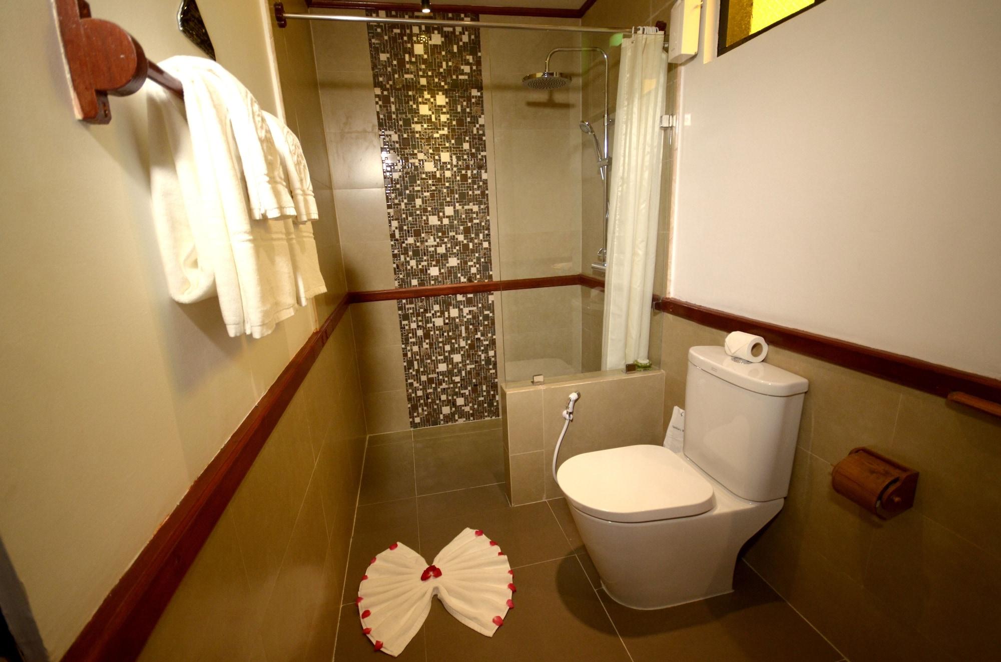 Hotel Amazing Nyaung Shwe Bagian luar foto