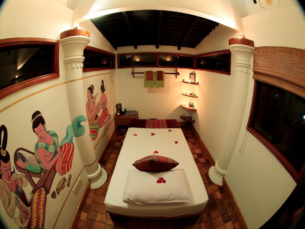 Hotel Amazing Nyaung Shwe Bagian luar foto
