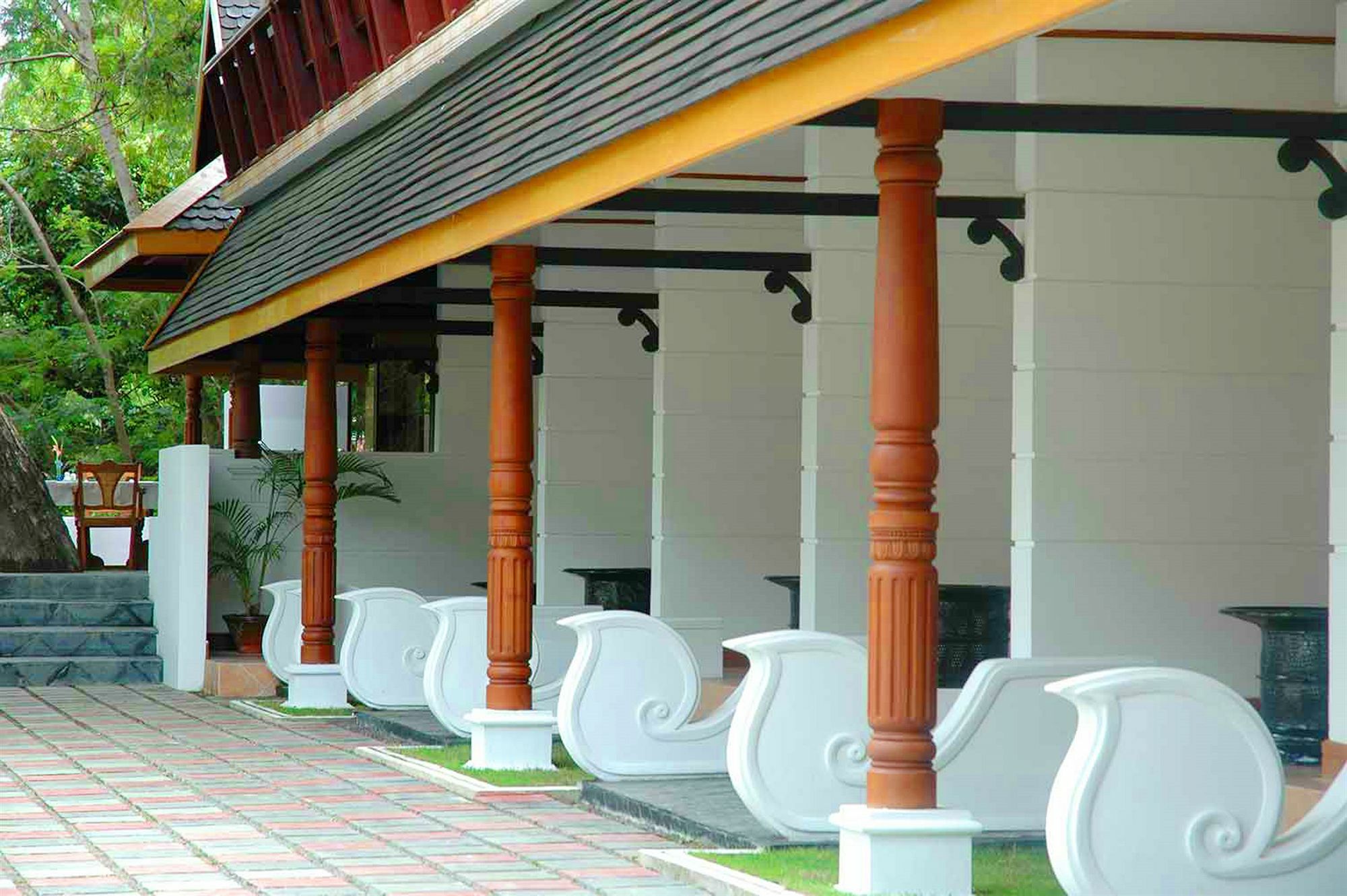 Hotel Amazing Nyaung Shwe Bagian luar foto