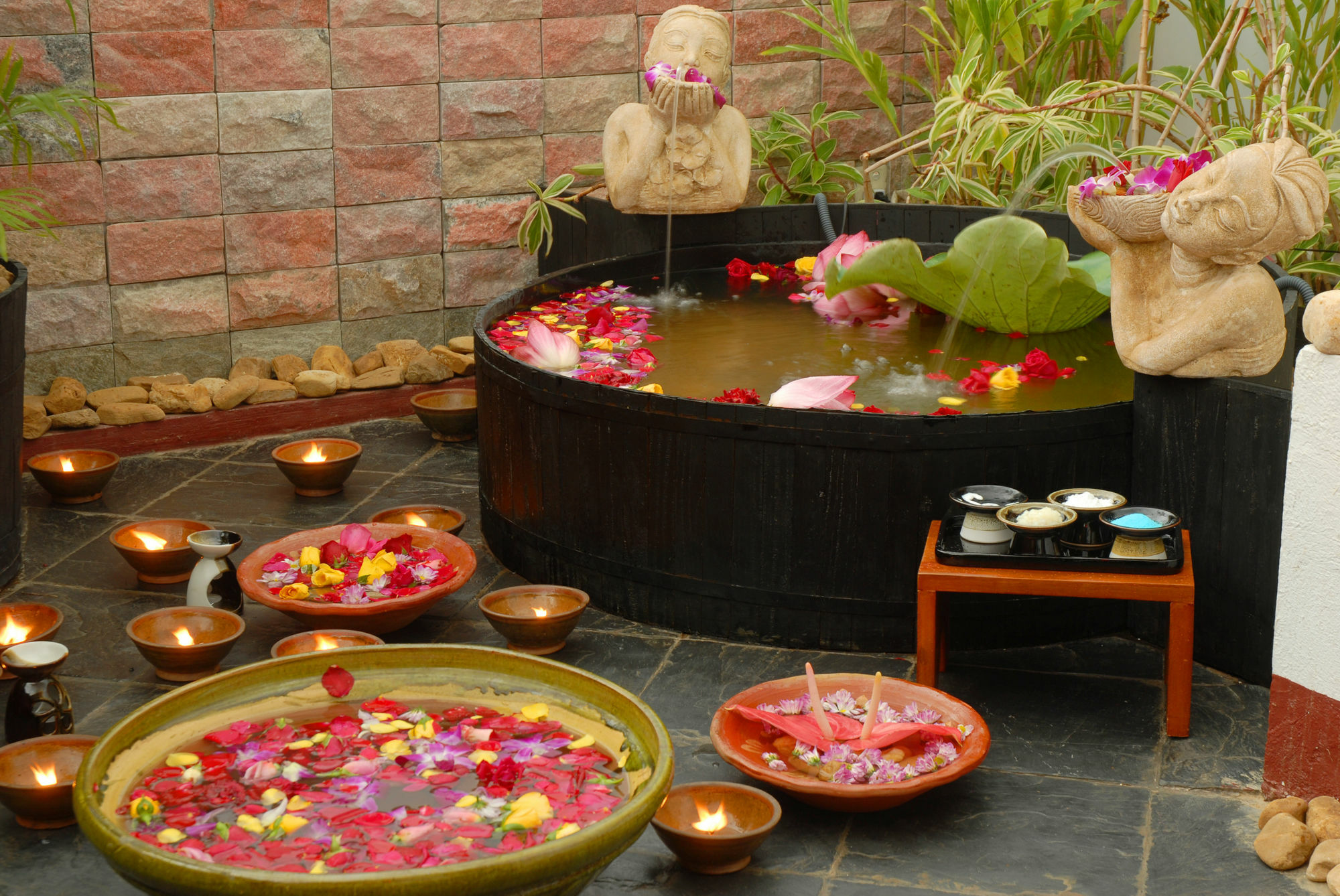 Hotel Amazing Nyaung Shwe Bagian luar foto
