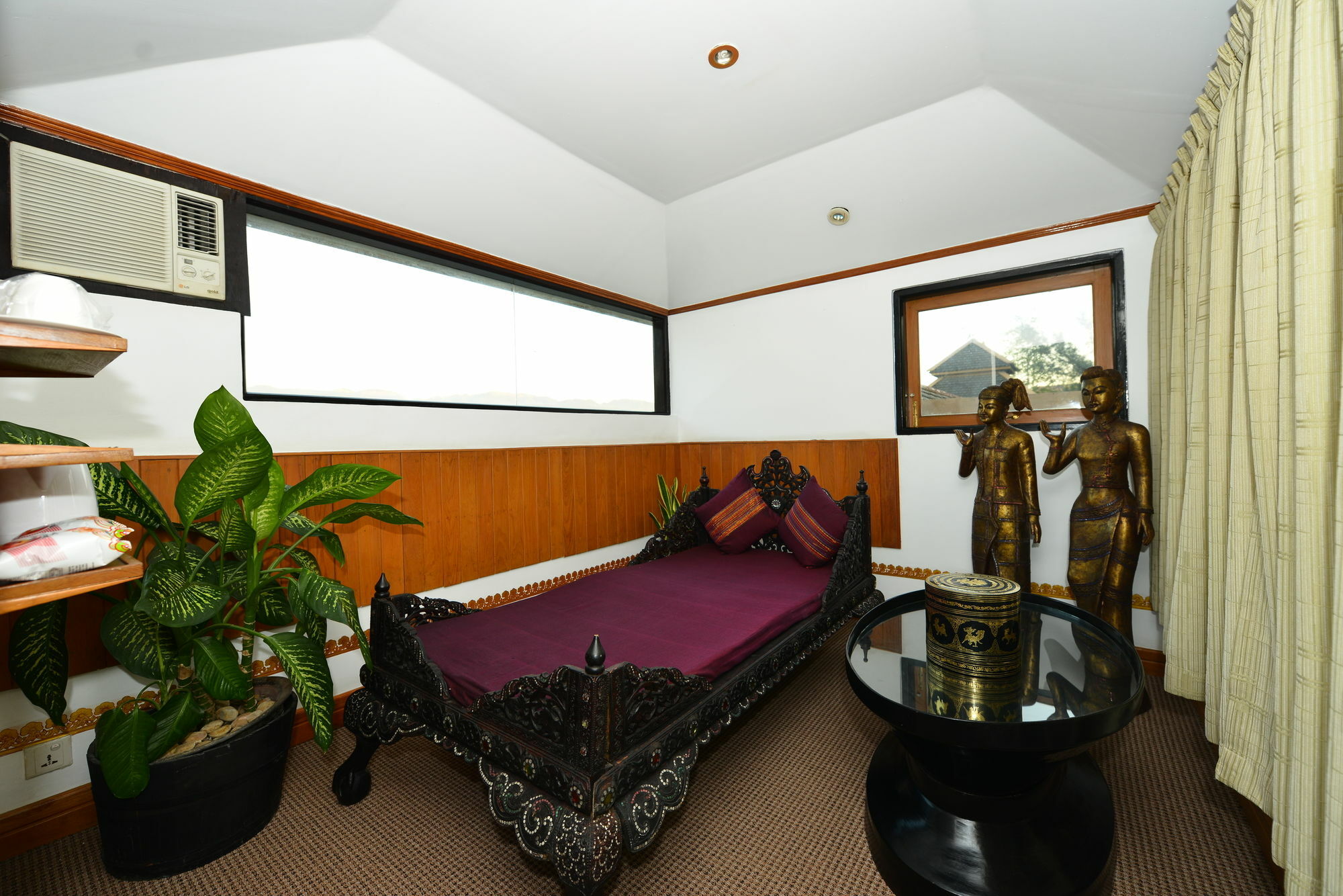 Hotel Amazing Nyaung Shwe Bagian luar foto